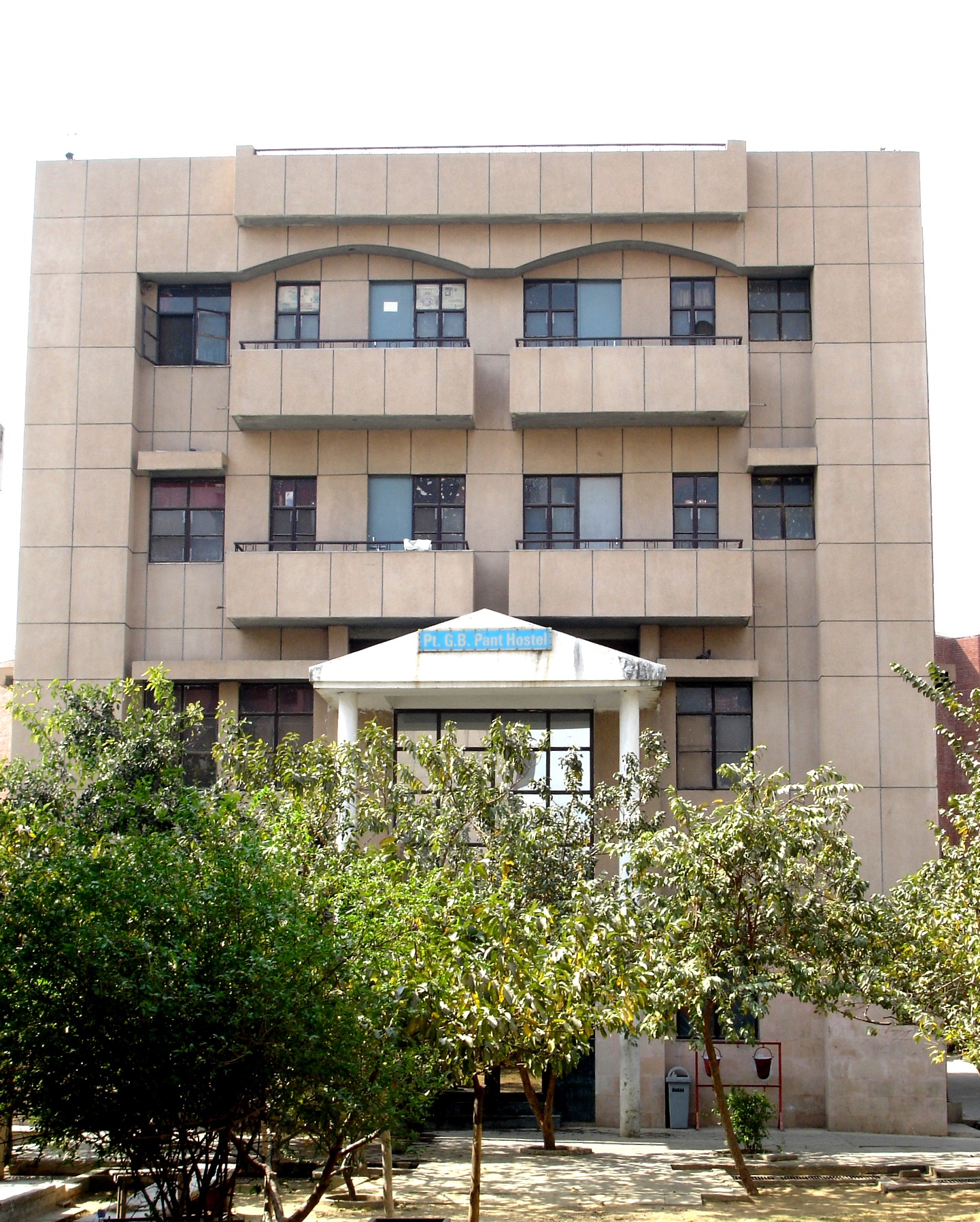 Hostel landscaped surroundings